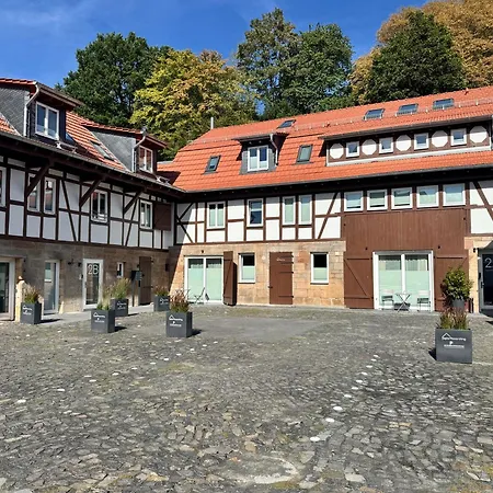 6 Hofgut *